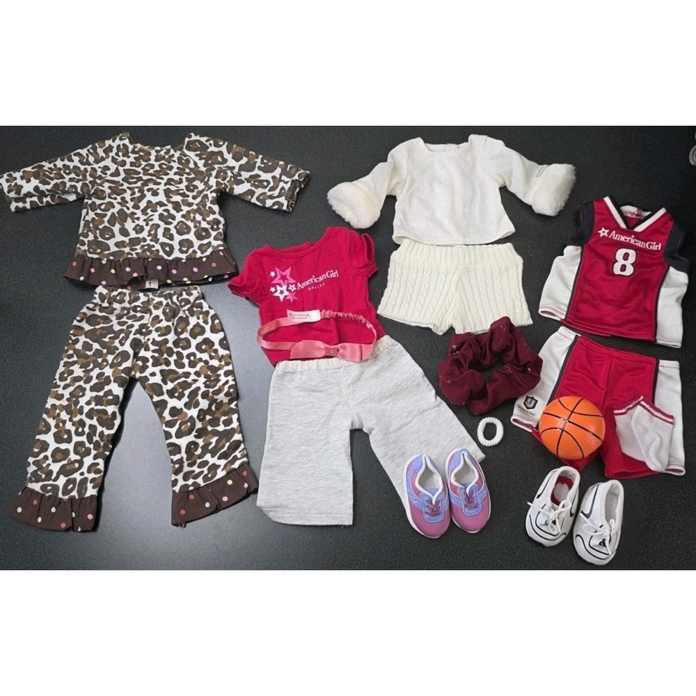 39pc American Girl Doll 18in Outfit Lot Shoes Top Pants Socks Hair Tie Basketbal